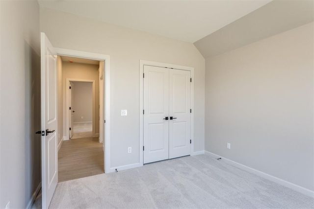9305 NW 84th Street, Yukon, OK 73099