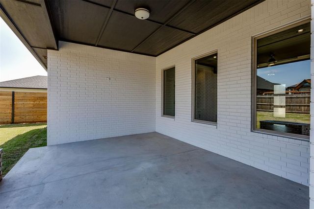 9305 NW 84th Street, Yukon, OK 73099
