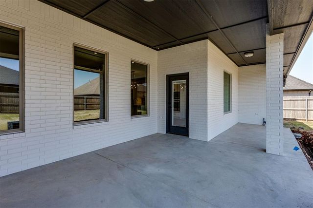 9305 NW 84th Street, Yukon, OK 73099