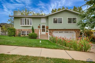 2602 TOMAHAWK DR, Rapid City, SD 57702