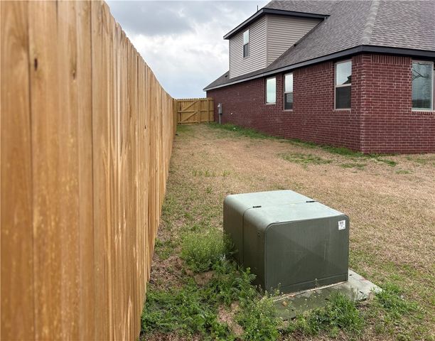 2702 N Bailey Street, Siloam Springs, AR 72761