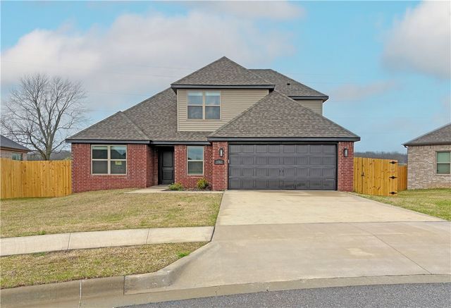 2702 N Bailey Street, Siloam Springs, AR 72761