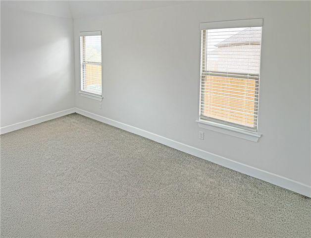 2702 N Bailey Street, Siloam Springs, AR 72761