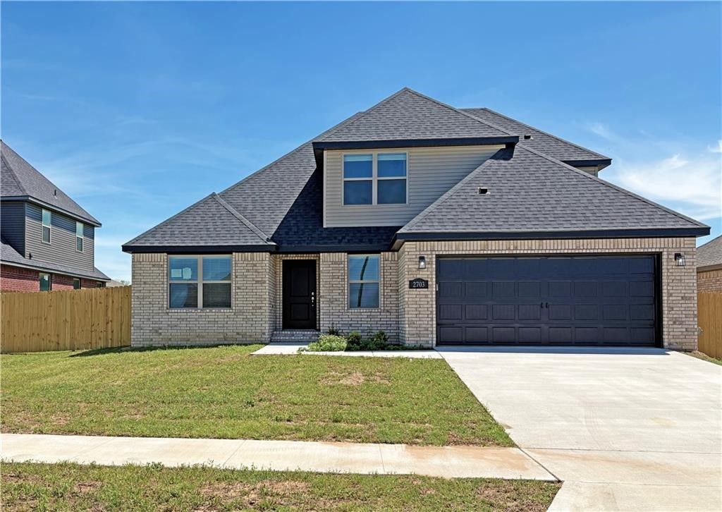 2702 N Bailey Street, Siloam Springs, AR 72761