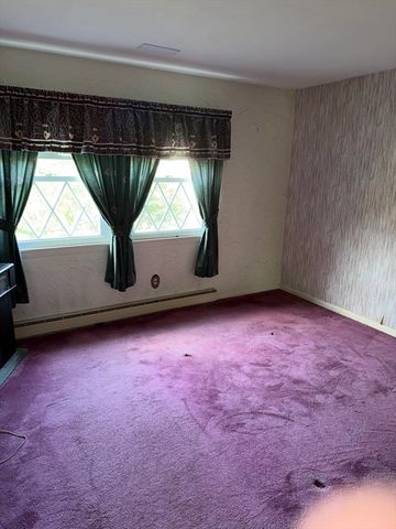161 Raymond Dr, Hampden, MA 01036