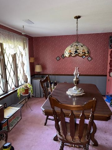 161 Raymond Dr, Hampden, MA 01036