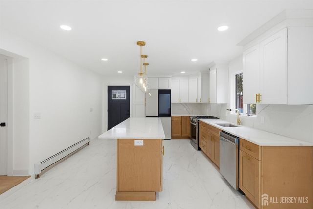 68 Port Reading Avenue, Woodbridge Proper, NJ 07095