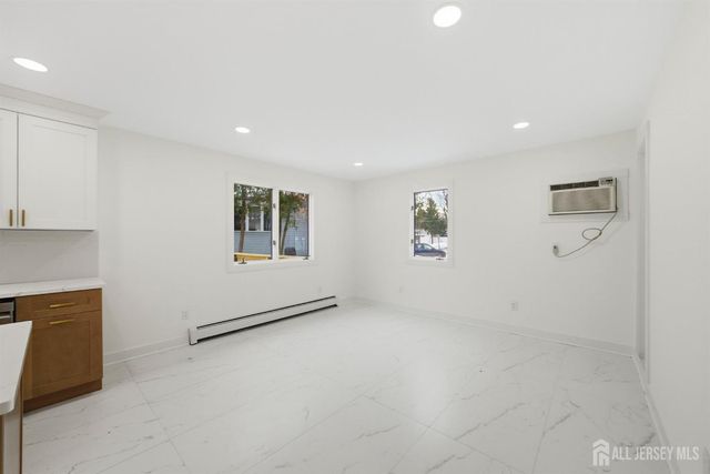 68 Port Reading Avenue, Woodbridge Proper, NJ 07095