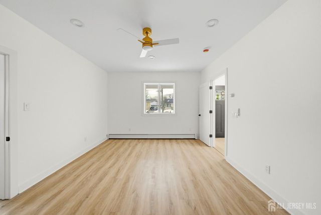 68 Port Reading Avenue, Woodbridge Proper, NJ 07095