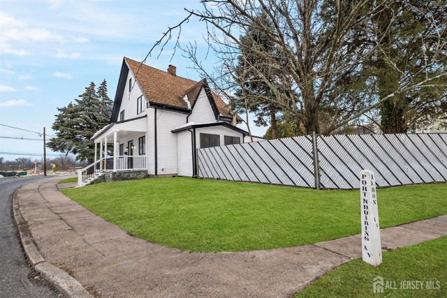 68 Port Reading Avenue, Woodbridge Proper, NJ 07095