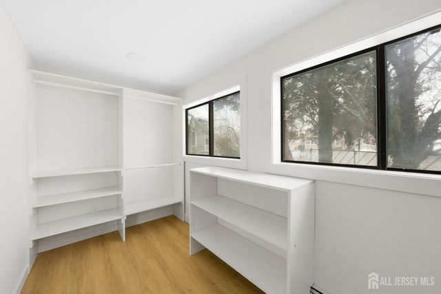 68 Port Reading Avenue, Woodbridge Proper, NJ 07095