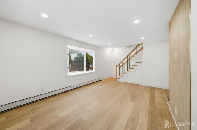 68 Port Reading Avenue, Woodbridge Proper, NJ 07095