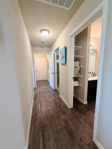 13940 Heywood DR, Pflugerville, TX 78660