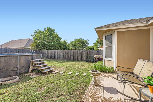 703 Maplecreek DR, Leander, TX 78641
