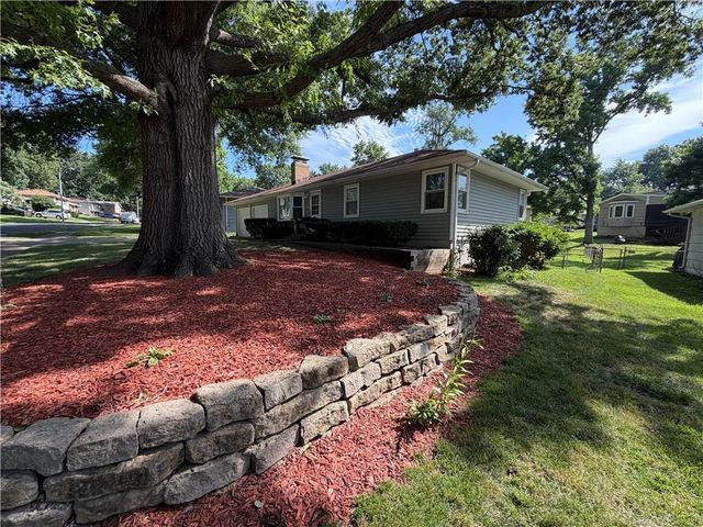 4923 Evanston Avenue, Kansas City, MO 64133