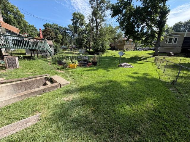 4923 Evanston Avenue, Kansas City, MO 64133