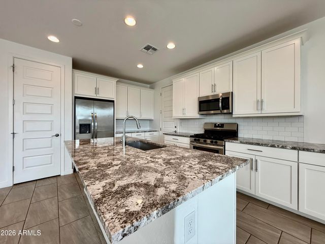 9923 E TILLMAN Avenue, Mesa, AZ 85212