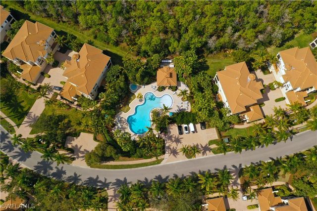 2858 Tiburon BLVD E 101, Naples, FL 34109