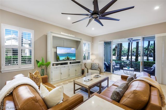 2858 Tiburon BLVD E 101, Naples, FL 34109