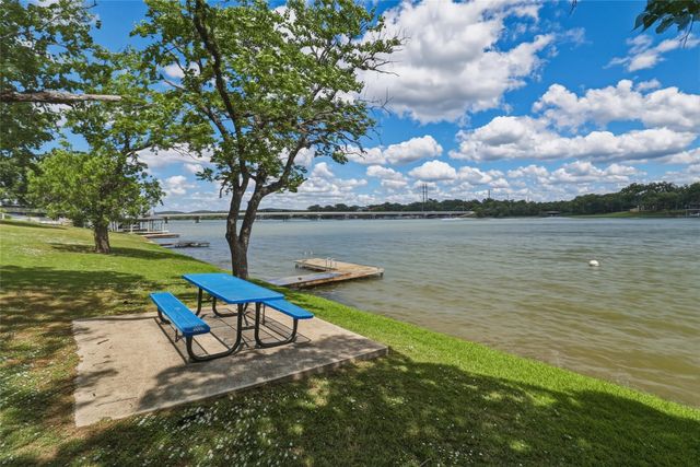 1626 Cree TRL, Kingsland, TX 78639