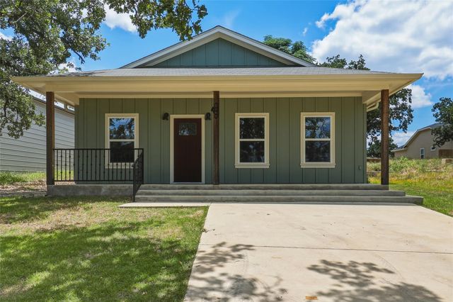 1626 Cree TRL, Kingsland, TX 78639