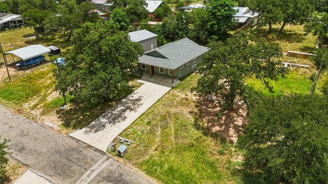 1626 Cree TRL, Kingsland, TX 78639