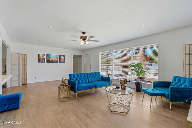 609 ALETHEA PARK Drive, El Paso, TX 79902