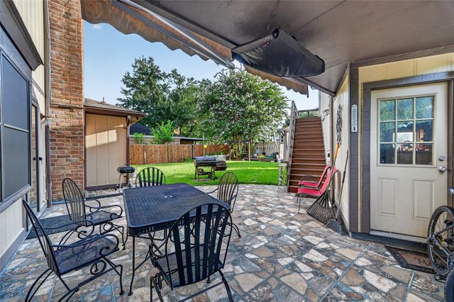 8111 Ivan Reid Drive, Houston, TX 77040