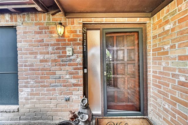 8111 Ivan Reid Drive, Houston, TX 77040