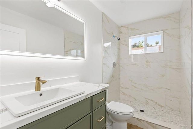 785 Lemon Avenue 1-4, Vista, CA 92084