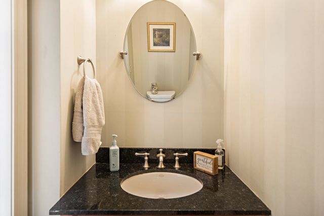 1200 Salem St 135, Lynnfield, MA 01940