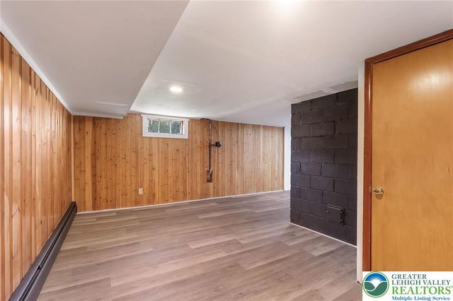 657 Beverly Drive, South Whitehall Twp, PA 18104