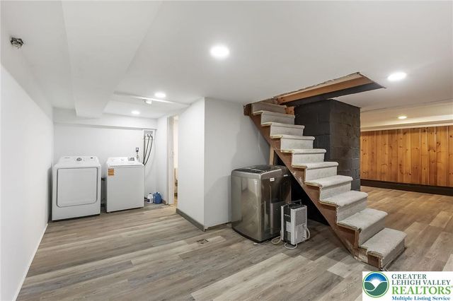 657 Beverly Drive, South Whitehall Twp, PA 18104