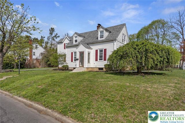 657 Beverly Drive, South Whitehall Twp, PA 18104