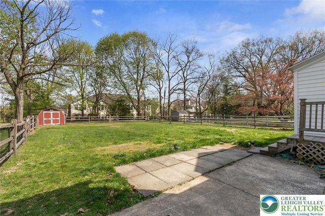 657 Beverly Drive, South Whitehall Twp, PA 18104