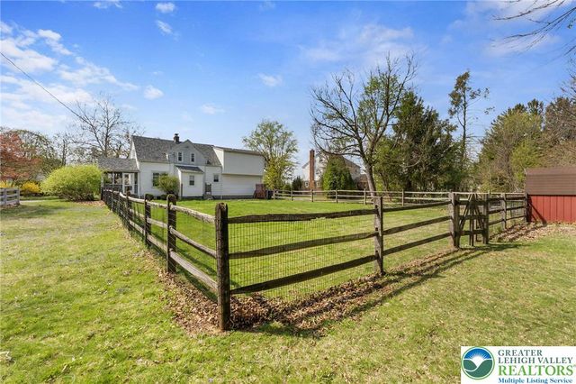 657 Beverly Drive, South Whitehall Twp, PA 18104