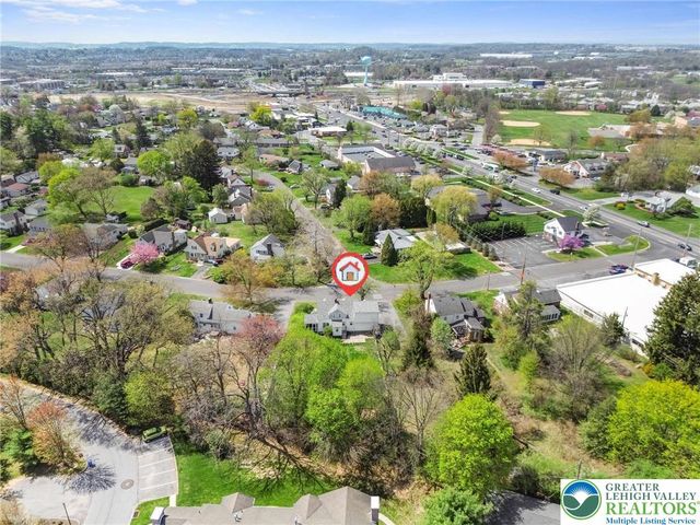 657 Beverly Drive, South Whitehall Twp, PA 18104