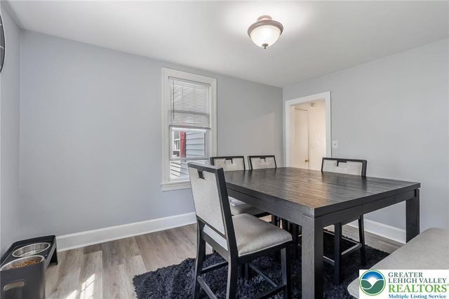 657 Beverly Drive, South Whitehall Twp, PA 18104