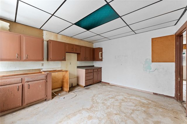 1907 Meadville St, Fineview, PA 15214