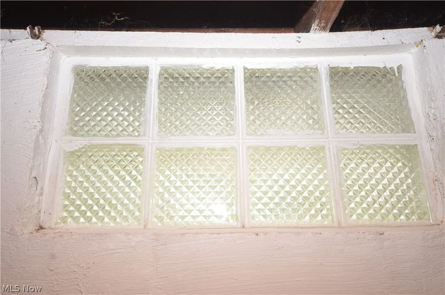 154 E Brookside Avenue, Akron, OH 44301