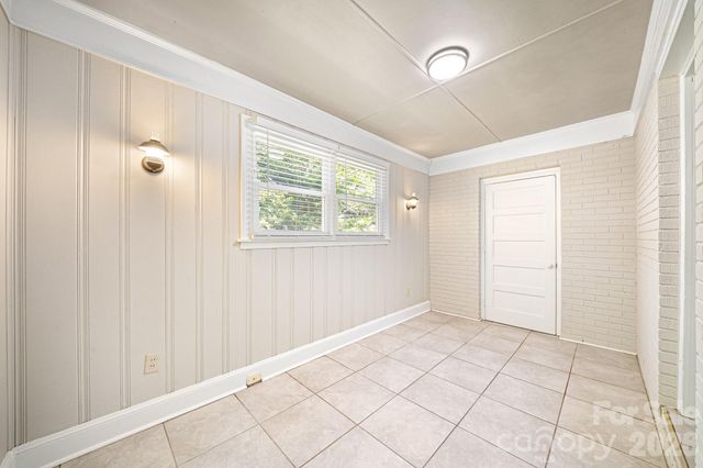 1914 Kilborne Drive, Charlotte, NC 28205