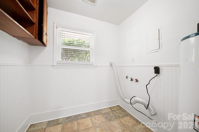 1914 Kilborne Drive, Charlotte, NC 28205