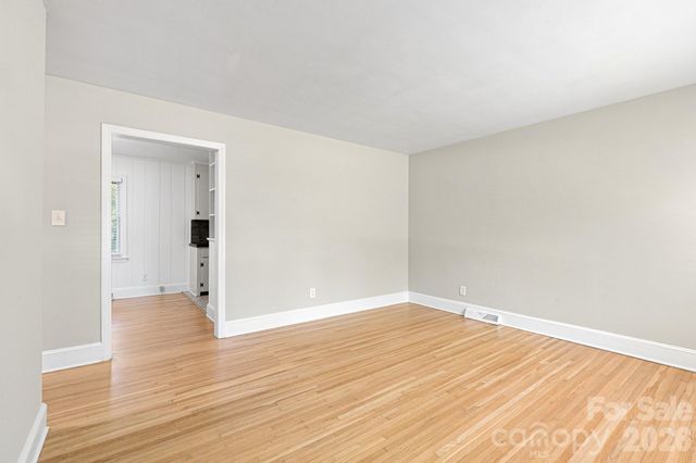 1914 Kilborne Drive, Charlotte, NC 28205