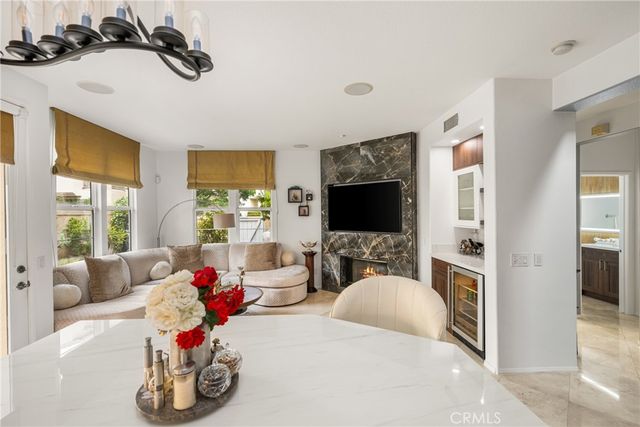 235 Tall Oak, Irvine, CA 92603