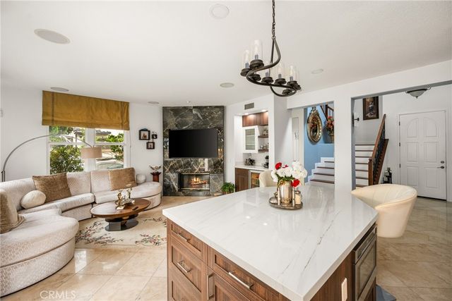 235 Tall Oak, Irvine, CA 92603