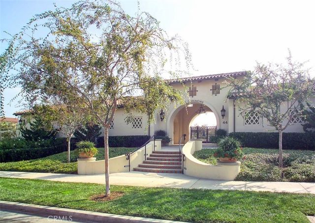 235 Tall Oak, Irvine, CA 92603
