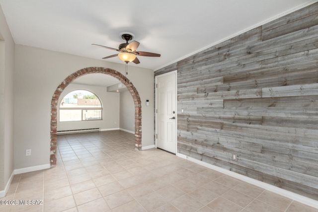 929 N Chalet Avenue, Tucson, AZ 85748