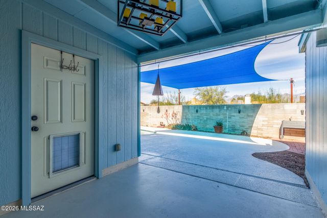 929 N Chalet Avenue, Tucson, AZ 85748