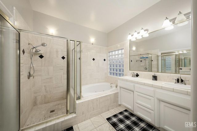 15520 Arabella Avenue, Bakersfield, CA 93314