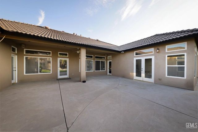 15520 Arabella Avenue, Bakersfield, CA 93314